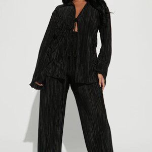 FASHION NOVA - Sydney Plisse Pant Set - Black